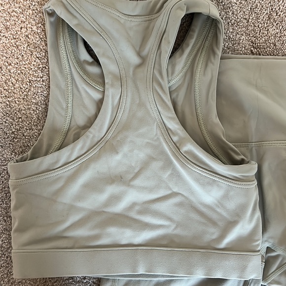 Set Active Workout Set - Picture 2 of 5